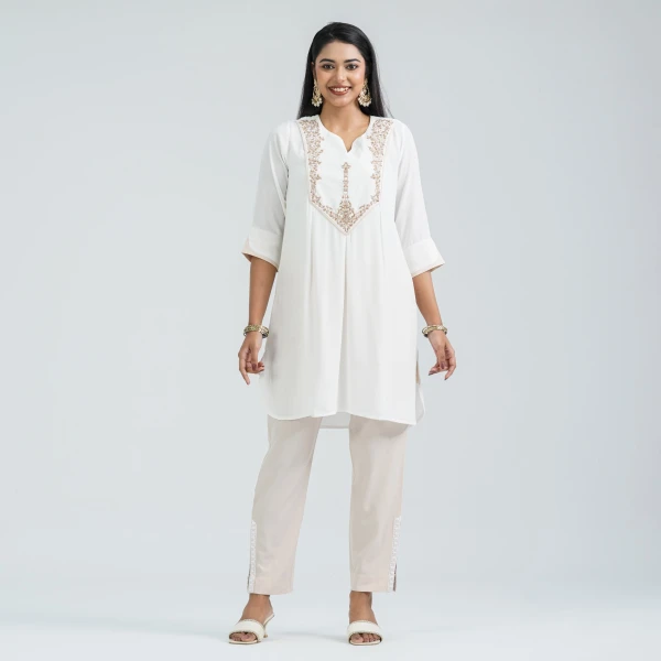 Women Off White Cotton Two Piece Set