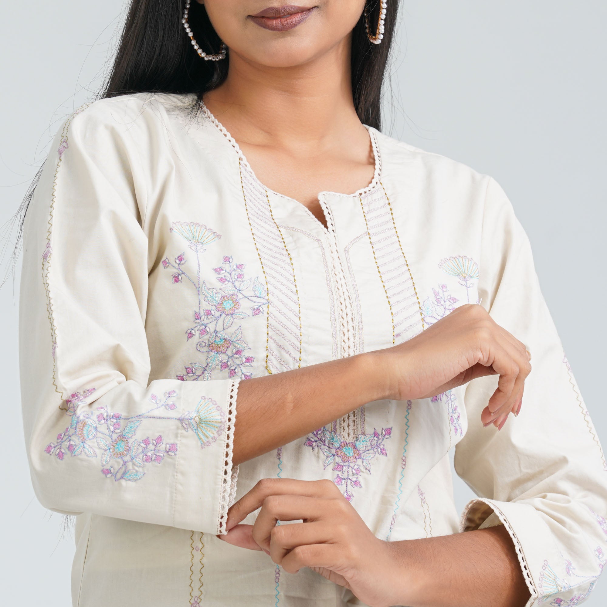 Women’s Cream Cotton Embroidered Two Piece Set - 2