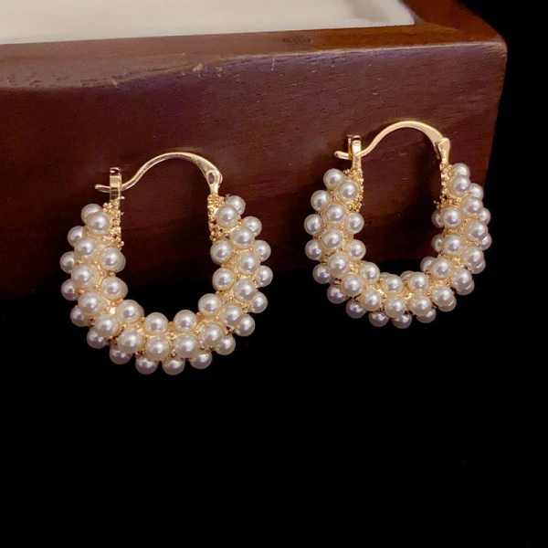 Korean Light Luxury Pearl Round Ear Buckle Gold Plated Earrings - Classic Pearl